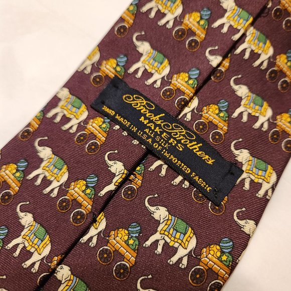 Brooks Brothers 100% Silk Tie - Circus Elephants on Burgundy - Picture 4 of 8